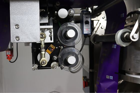 Automatic Vertical Packaging Machine for 1-100g Seeds Easy to Operate and Maintain