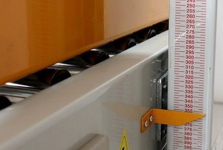 Carton Case Sealer With Ce Certificate and Water Activated Tape for Easy Operation