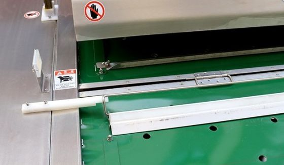 Foie Gras Vacuum Packaging Machine with 2-6 Cycles/min Packing Speed and Vacuum Pump