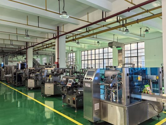 Automatic Granule Food Packaging Machine for Triangle Sachet Candy 400 KG Capacity