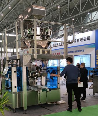 Automatic Granule Food Packaging Machine for Triangle Sachet Candy 400 KG Capacity