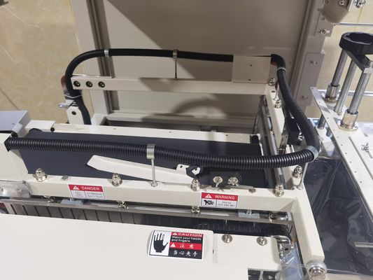450L PLC Type Egg Trays Automatic Seal Wrap Machine With Vertical Photoelectric Sensor