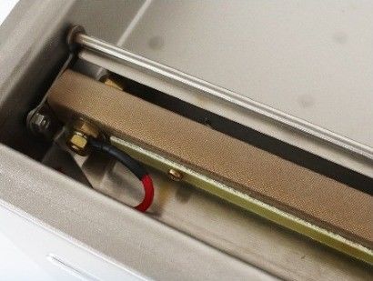 Desktop Vacuum Sealing Machine for Machinery Hardware Top-Selling Packaging Solution