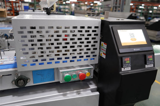 Plastic Packaging Tissue Roll Film Horizontal Pillow Packing Machine with Touch Screen