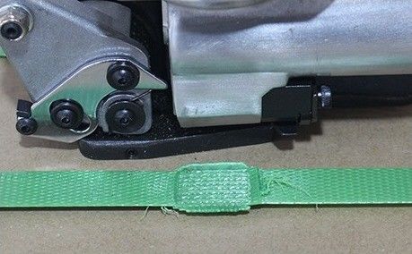 A19/A25 Pneumatic Handheld Strapping Banding Tool for 47X20X30cm PET Brick Application