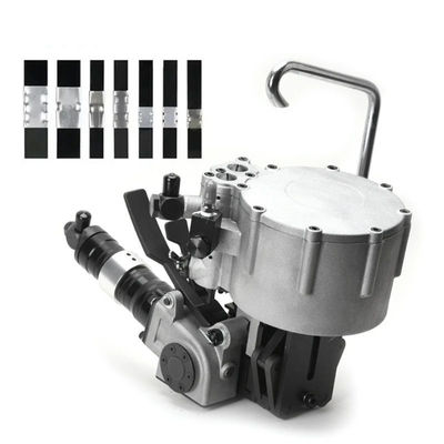 18 KG Pneumatic Steel Strapping Machine for Heavy Duty Strapping in Manufacturing Plant