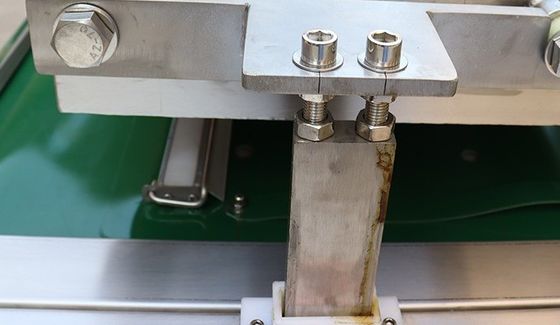 10mm Sealing Width Meat Conveyor Belt Type Vacuum Continuous Rolling Packaging Machine